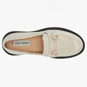 Brand new! Steve Madden Girls Loafers